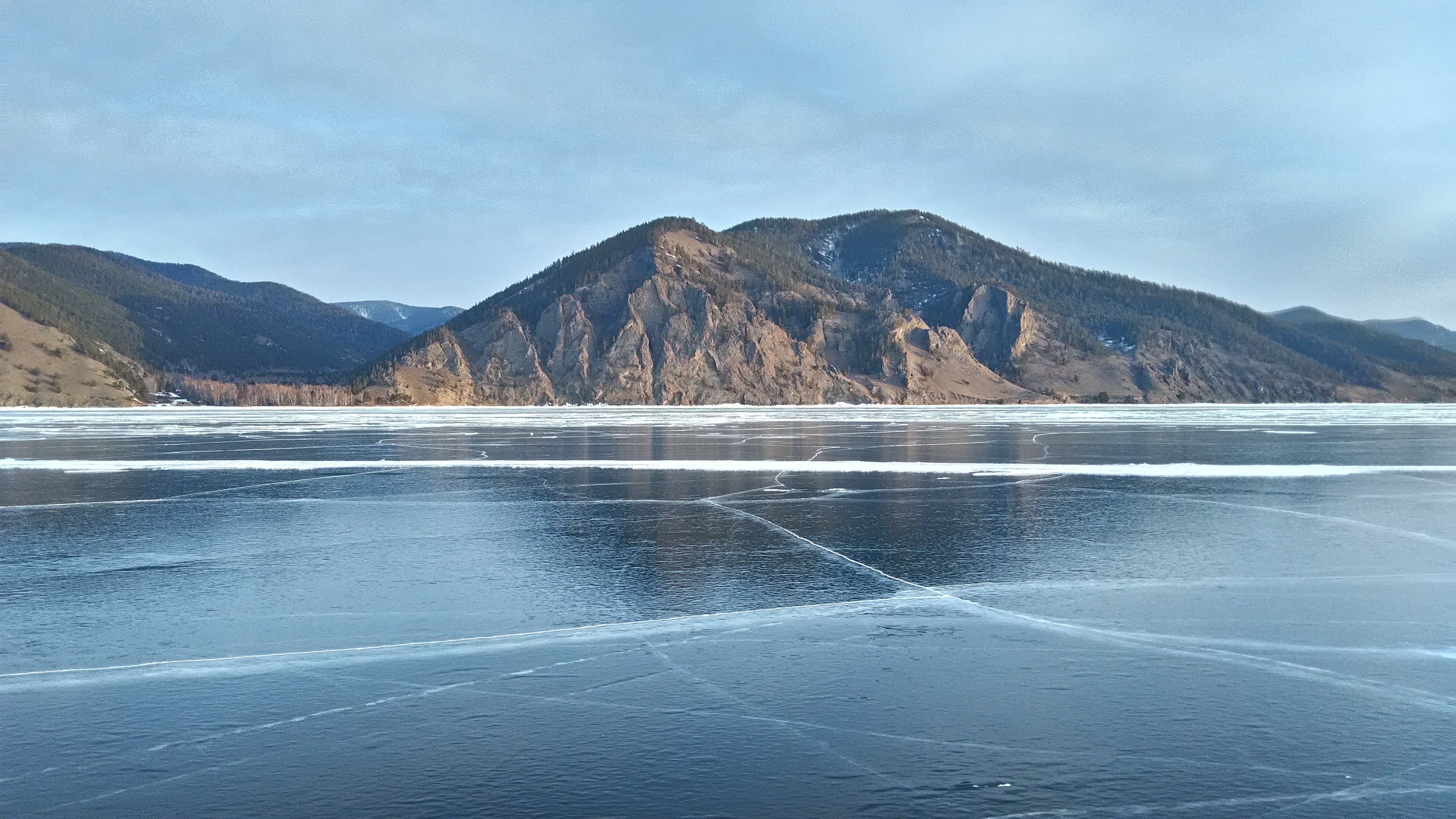сарма поселок байкал. ущелье сарма на байкале. байкал сарма зимой. сарма ветер байкальский. байкал сарма зимой.