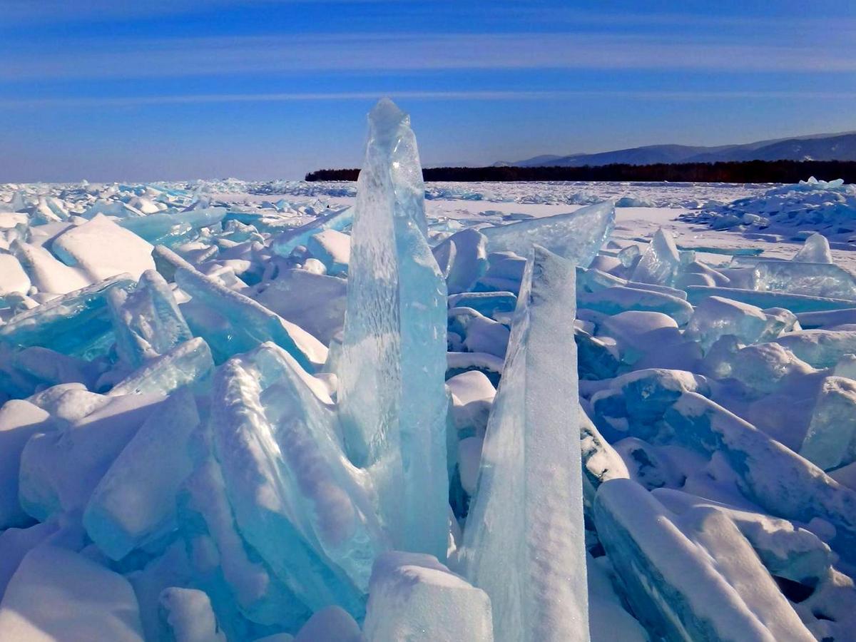Байкал 50. Байкальские Кристаллы. Кристаллический лед на Байкале. Хрустальный лед. Лед Кристаллы Байкал.