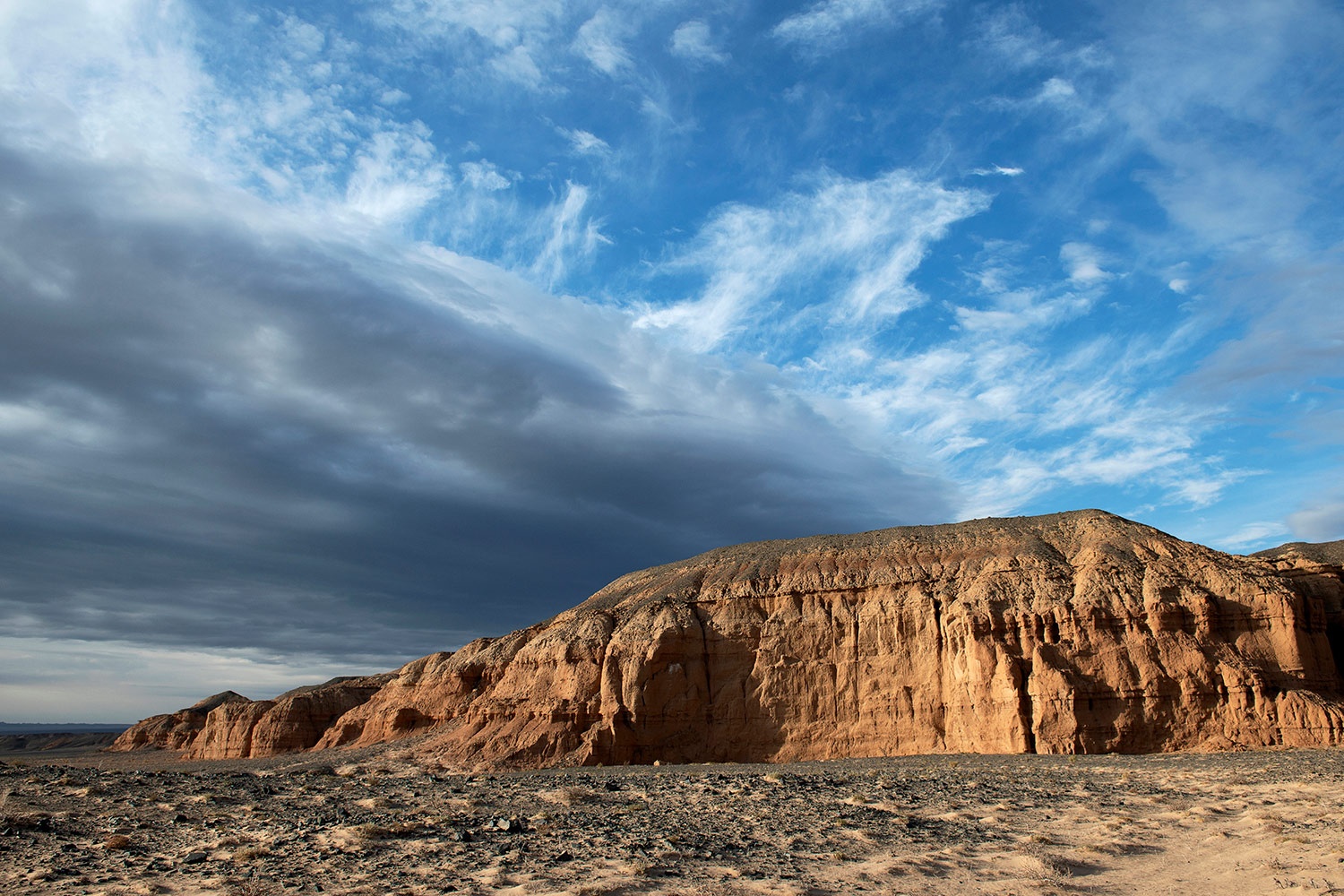 Облачное небо - редкий гость пустыни Гоби