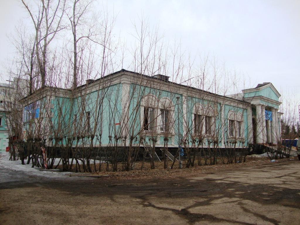 ����� ���