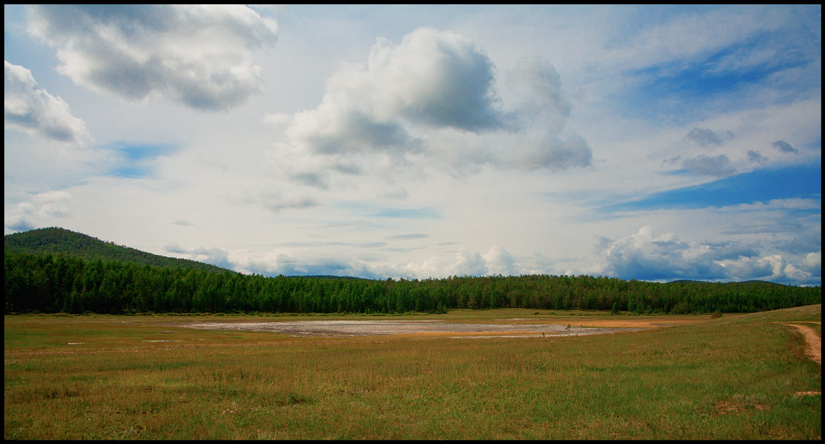 Озеро шара нур на острове ольхон